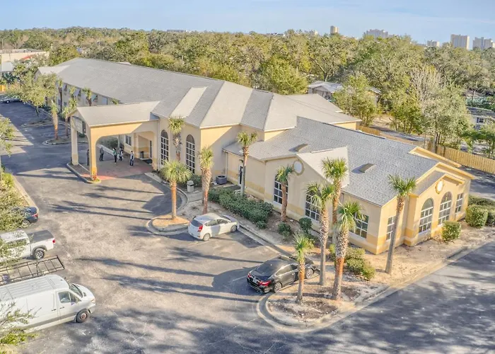 Quality Airport Inn