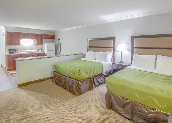 Quality Airport Inn