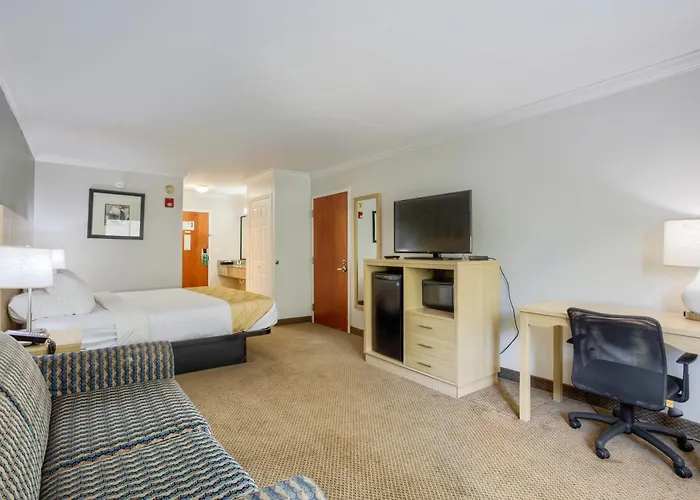 Quality Airport 3* Gulf Shores