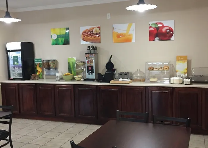Quality Airport Inn Gulf Shores