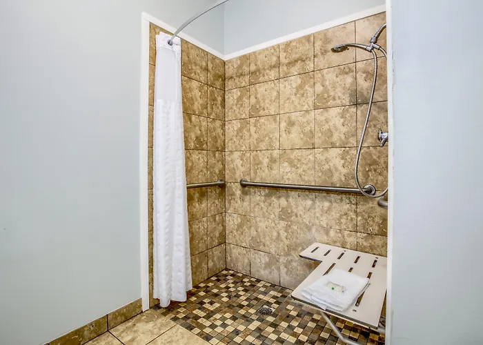 Quality Airport Inn Gulf Shores