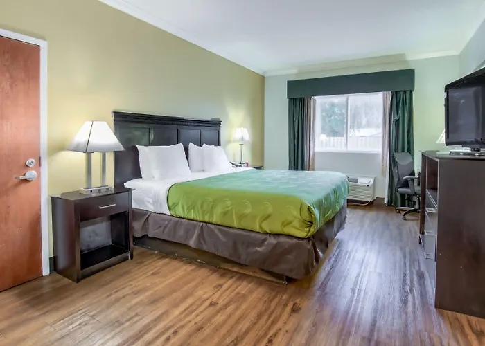 Quality Airport 3* Gulf Shores