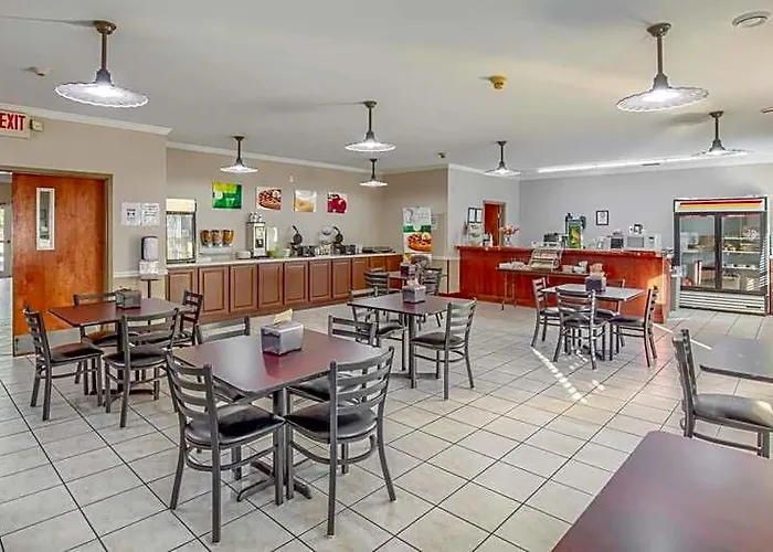 Quality Airport 3* Gulf Shores